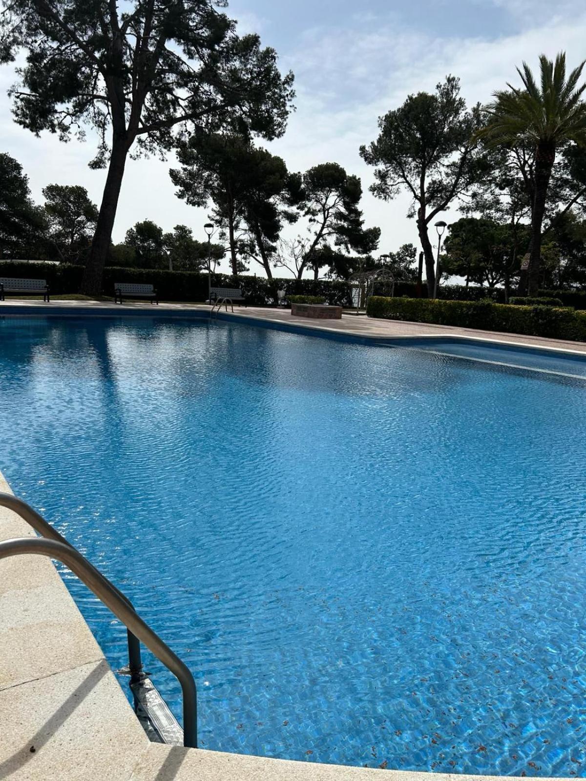 Апартаменти Cala Dorada Салоу Екстер'єр фото